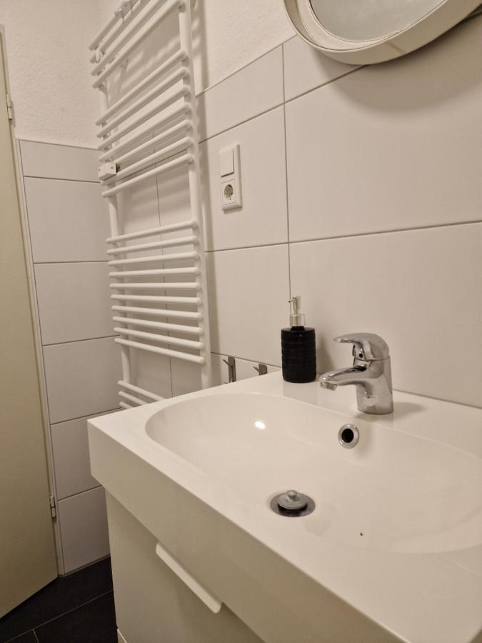 Am Stadtpark Mit Parkplatz 1Zkb 48Qm 올덴부르크 외부 사진